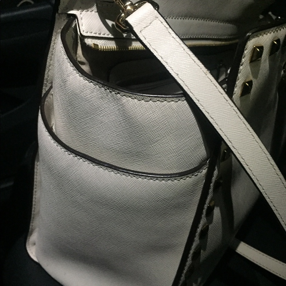 Large purse - Picture 3 of 4